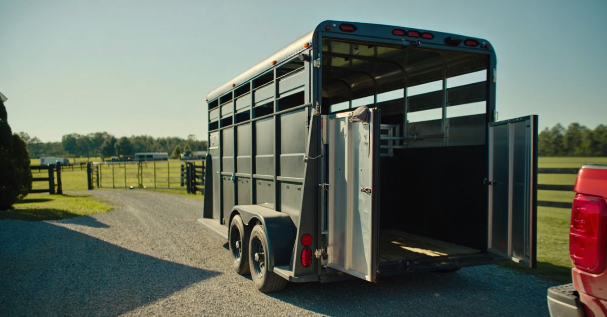 How Much Does a 2 Horse Trailer Weigh