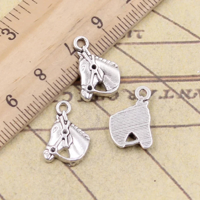 Horse pendant
