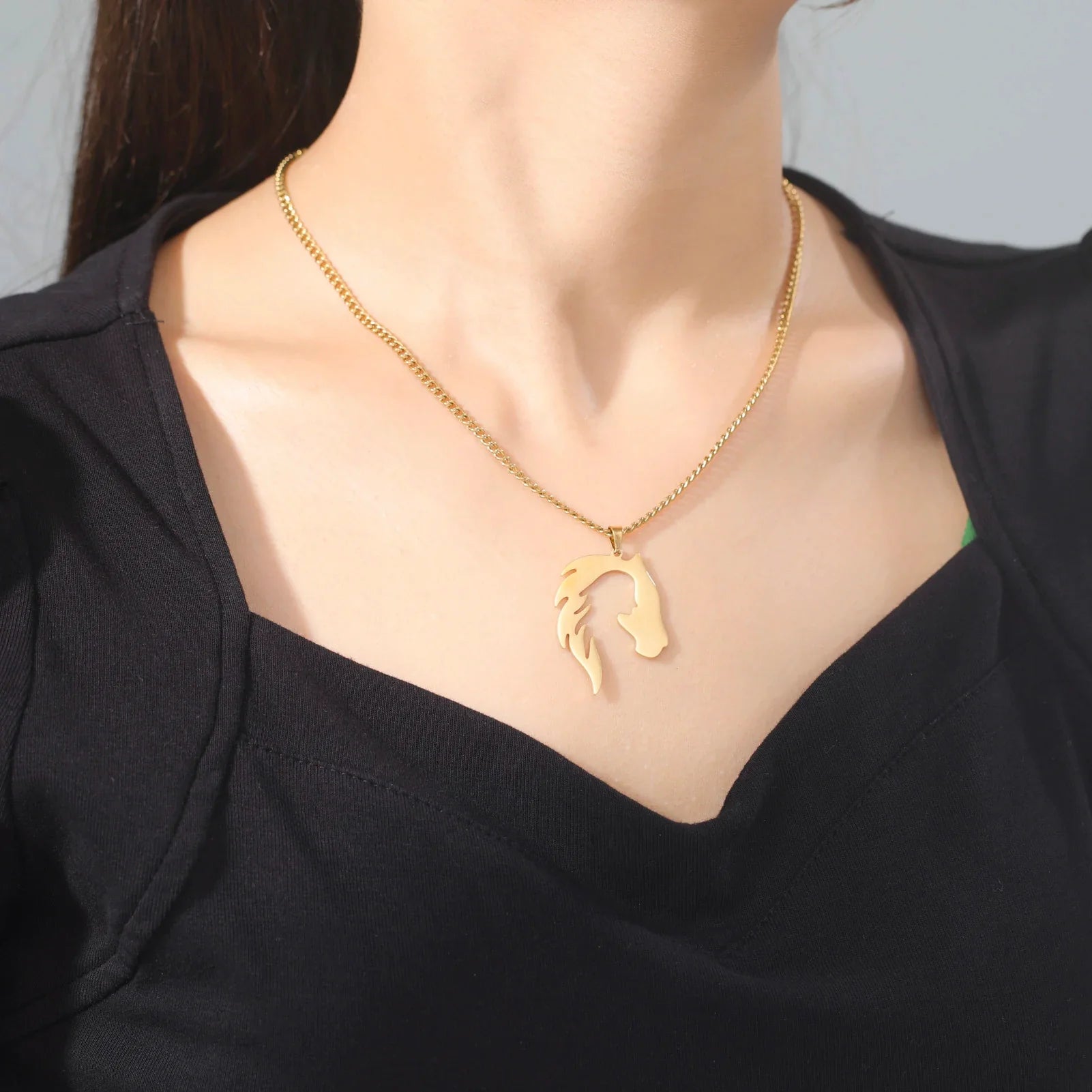 Equestrian pendant