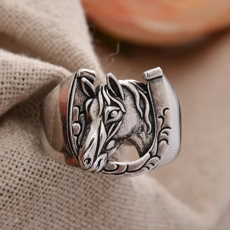 Horseshoe horse head ring