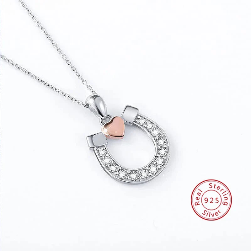 Large horseshoe necklace Dream Horse