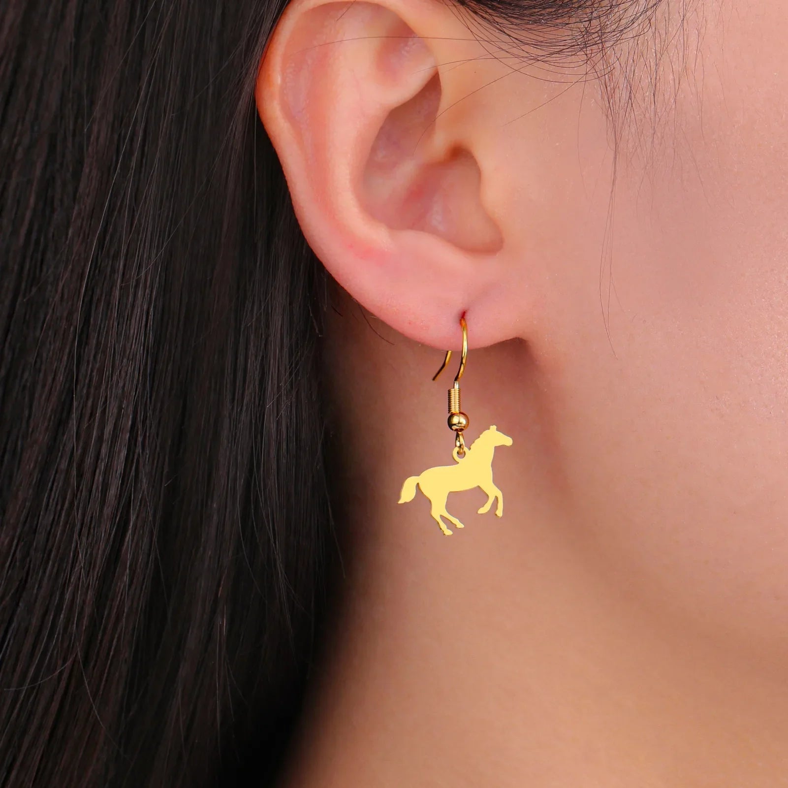 Horse gold earrings