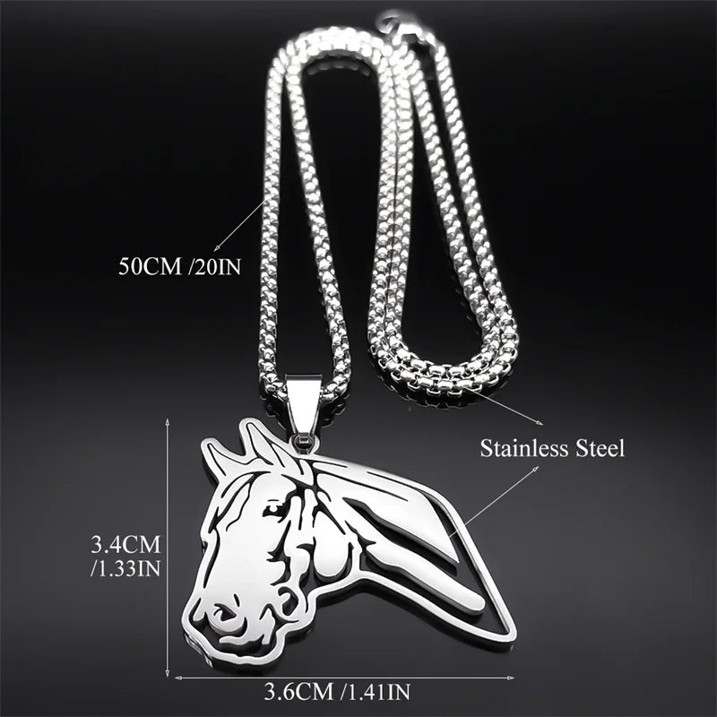 Horse head pendant necklace