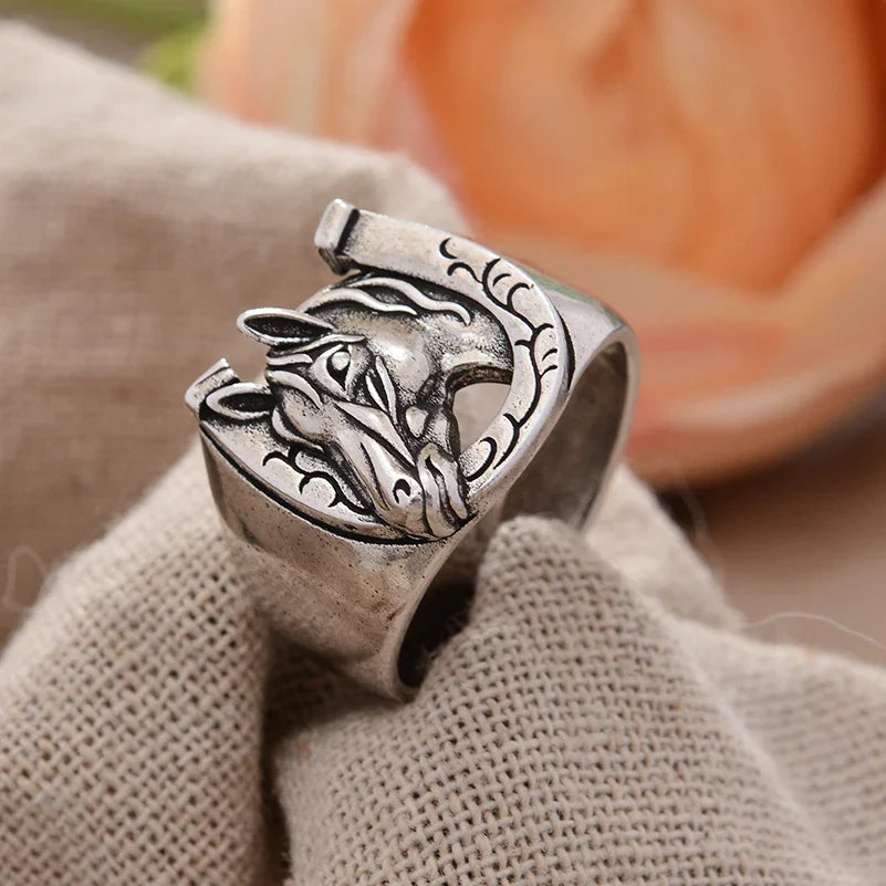 Horseshoe horse head ring