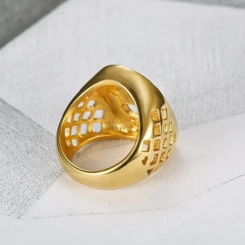 Horse face ring