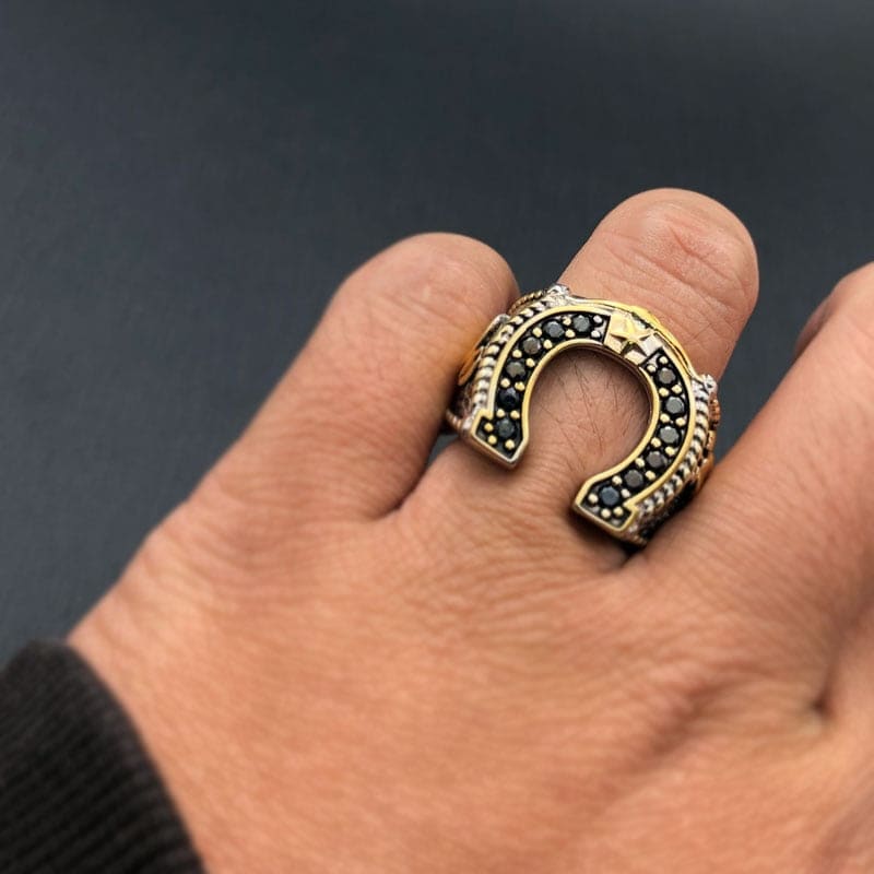 Black horse ring - Dream Horse