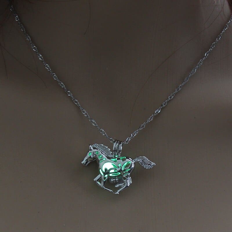 Horse necklace vintage - Dream Horse