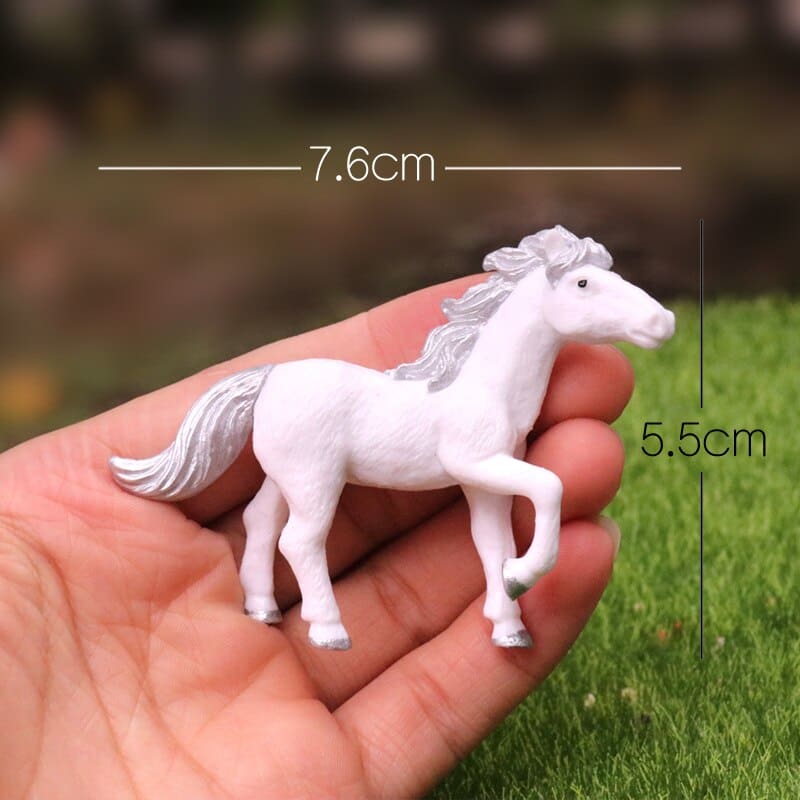 Horse of a different color figurines - Dream Horse