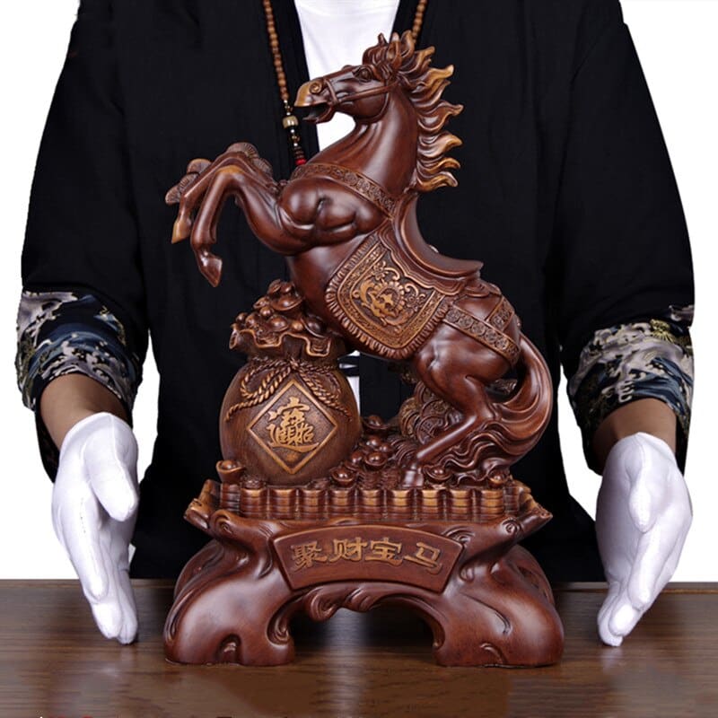 Resin horse sculpture - Dream Horse