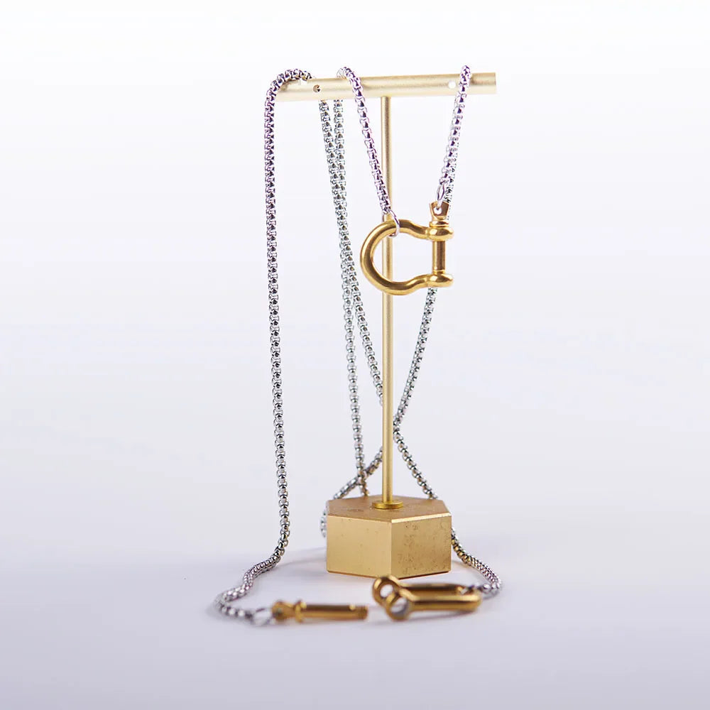 Rose gold horseshoe pendant
