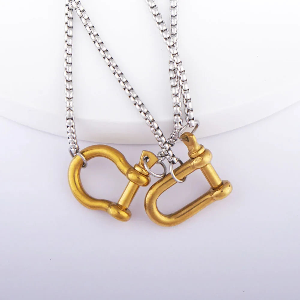 Rose gold horseshoe pendant