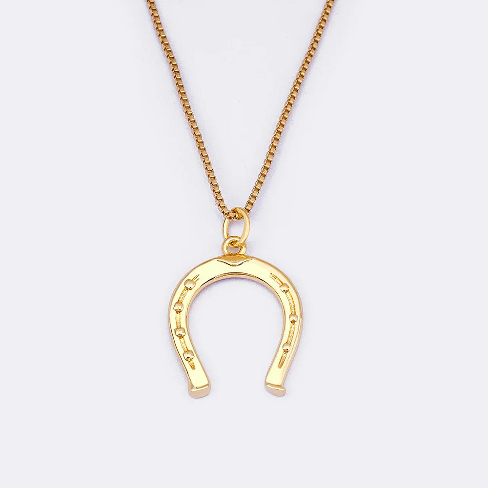 Small horseshoe pendant