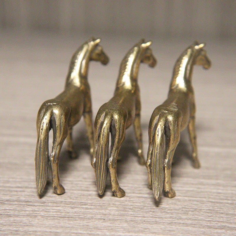 Antique horse figurines collectibles - Dream Horse