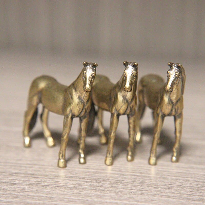 Antique horse figurines collectibles - Dream Horse