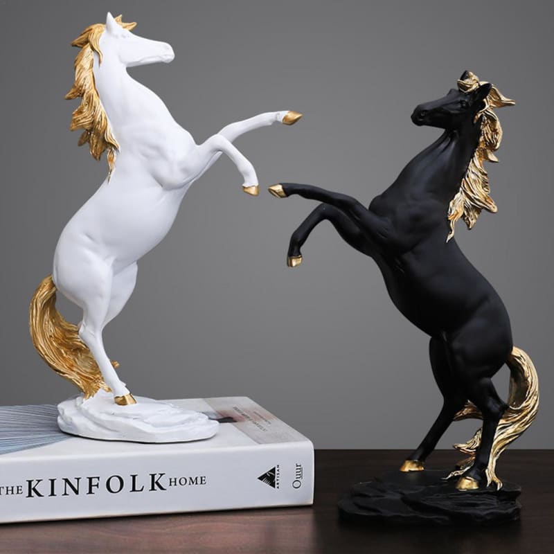 Black and white horse figurine - Dream Horse