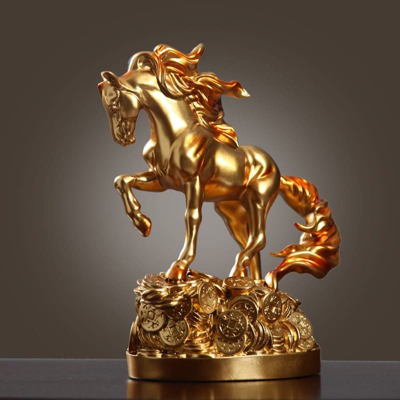 Gold horse statue - Dream Horse