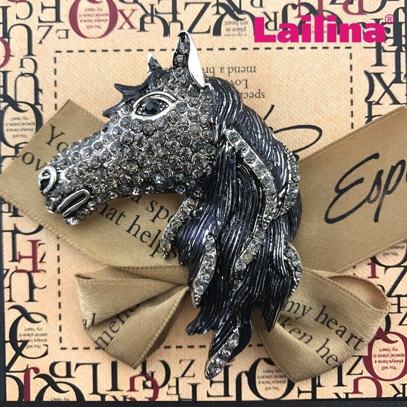 Rhinestone black horse head brooch - Dream Horse