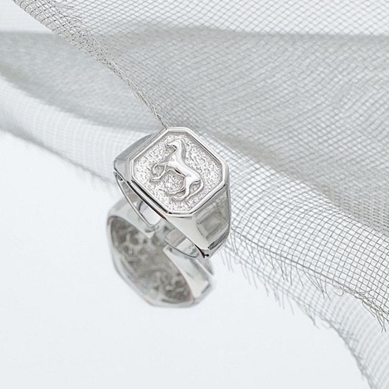 Silver dressage horse ring - Dream Horse