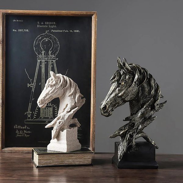 Horse head statue decor